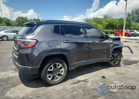 2018 Jeep Compass Trailhawk из США, поврежденный, VIN 3C4NJDDB5JT451371